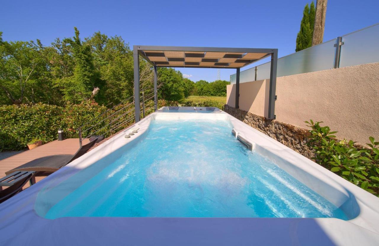 Holiday House Sea & Sun Residence Rasopasno Exterior photo
